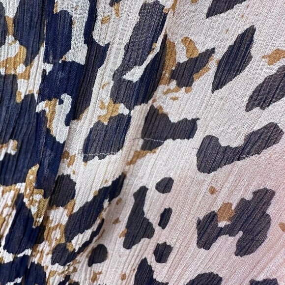 Free People Shirt Womens Extra Small Balloon Sleeve Leopard Print Smocked Flaws - Picture 14 of 14